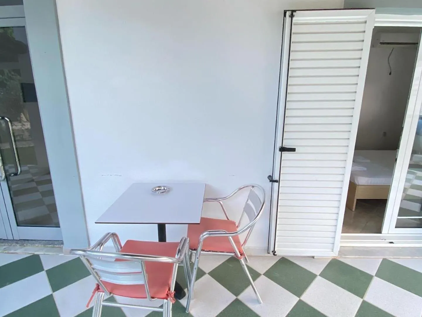 Yard Paradise Dhermi