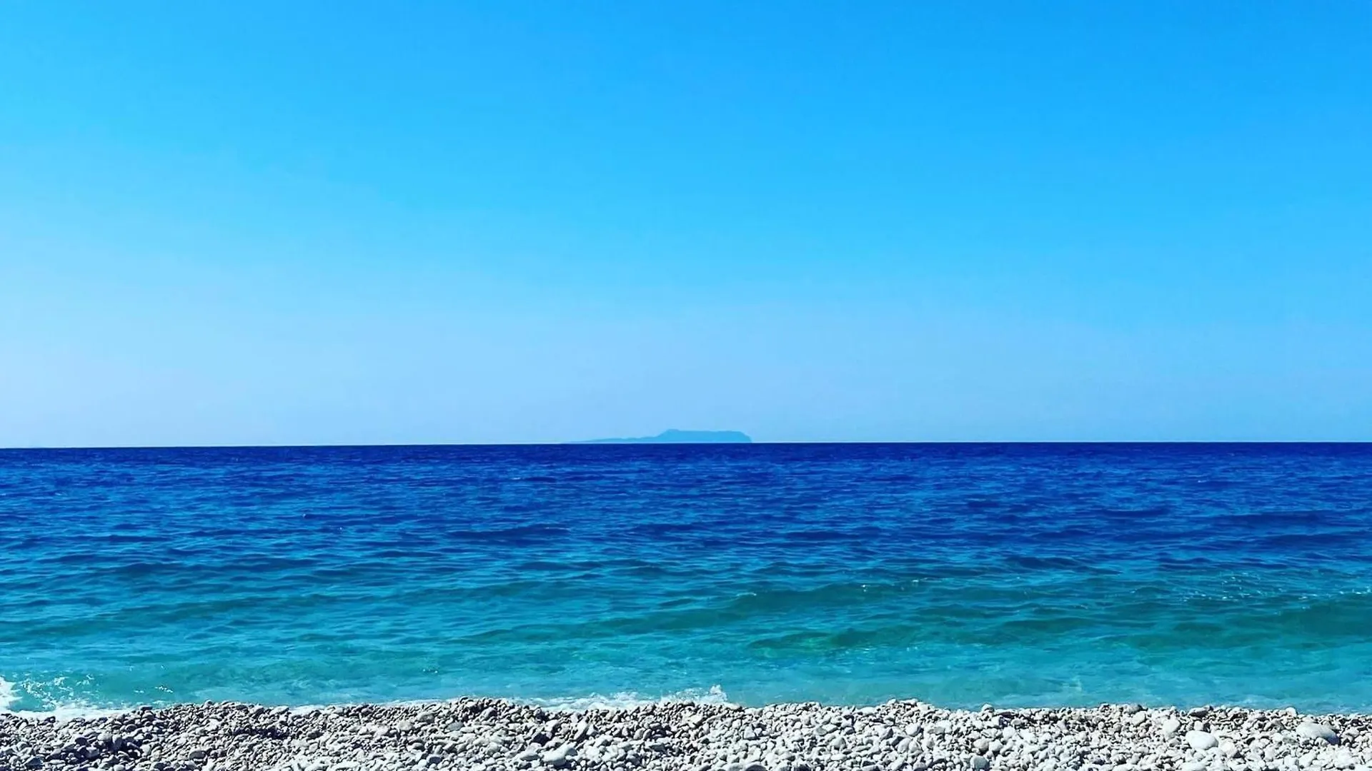 Yard Paradise Dhermi 3*,  Albania