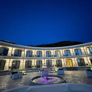 Hotel Ebbi, Dhërmi