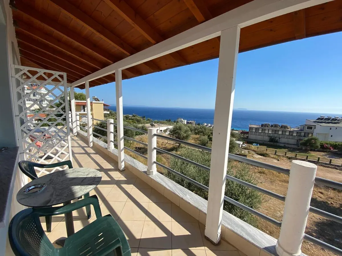 Yard Paradise Rooms Dhermi Hotel
